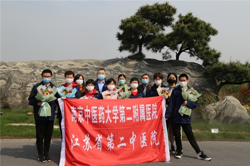 1585907269810611.jpg f32d05041c7bd37e4b18f94e525e416.jpg